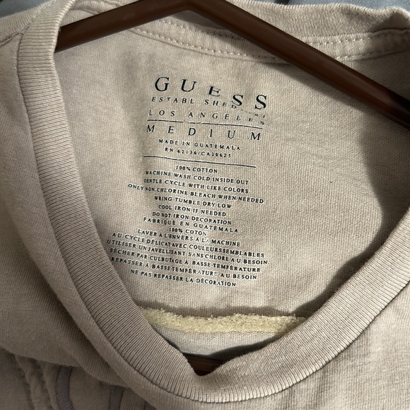 Guess embossed logo t-shirt - Picture 4 of 4